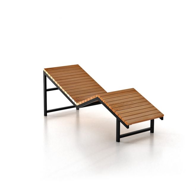 Saint-Tropez Deck Chair s dřevěnými lamelami a černým kovovým rámem