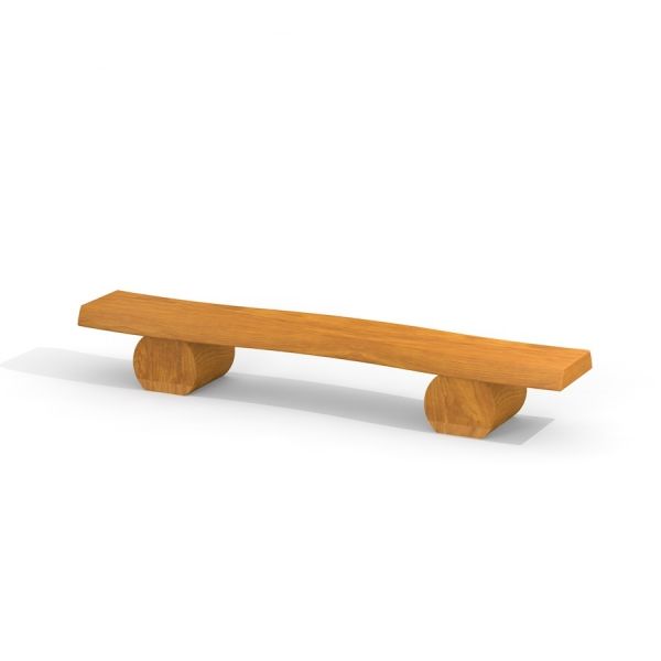 Robinia bench vyrobené z přírodního dřeva se dvěma zaoblenými podpěrami.