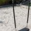 Nature Double Swing na pískovém hřišti.