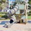 Box "Breeze" with a slide lezecká konstrukce na hřišti ve venkovním parku