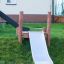 Venkovní skluzavka na hřišti, Hill Slide h150, na zahradě.