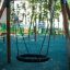 Swing Frame (single swing, wide) v prostředí hřiště