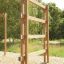 Step And Climb wooden ladder na venkovním hřišti.