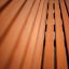 Dřevěné lamely Kyoto Sofa zblízka.