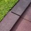 Rubber Tiles 55 bezpečnostní povrch hřiště vedle umělé trávy