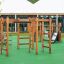 Chimpanzee wooden playhouse lezecká konstrukce na hřišti se zeleným bezpečnostním povrchem
