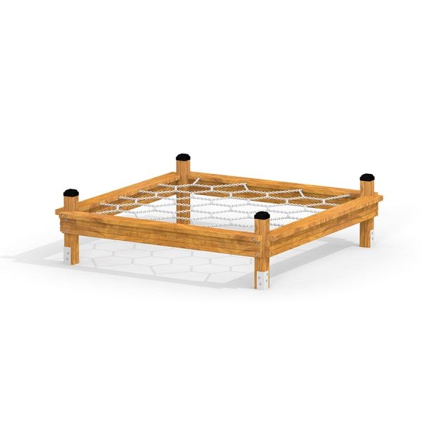 Dřevěná herní konstrukce s názvem Honeycomb s lezeckou plošinou ze sítě.